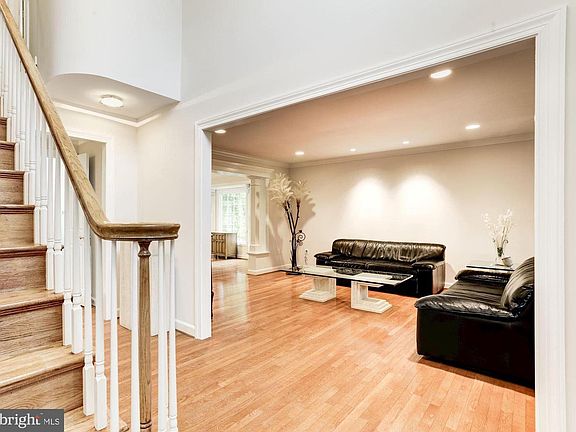 5th image of 14407 Sylvan Glade Dr