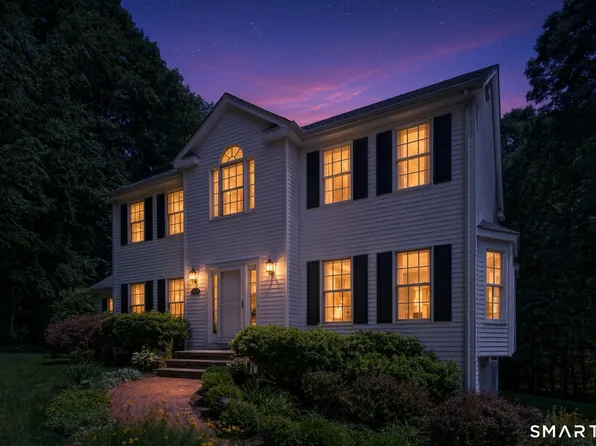 15 Rose Lane, Newtown, CT 06482