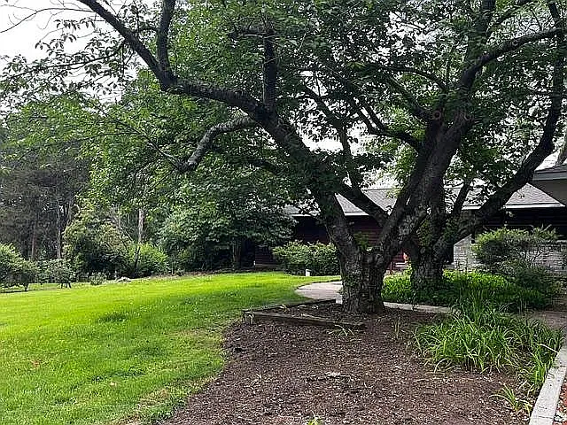 159 Pleasant Valley Rd