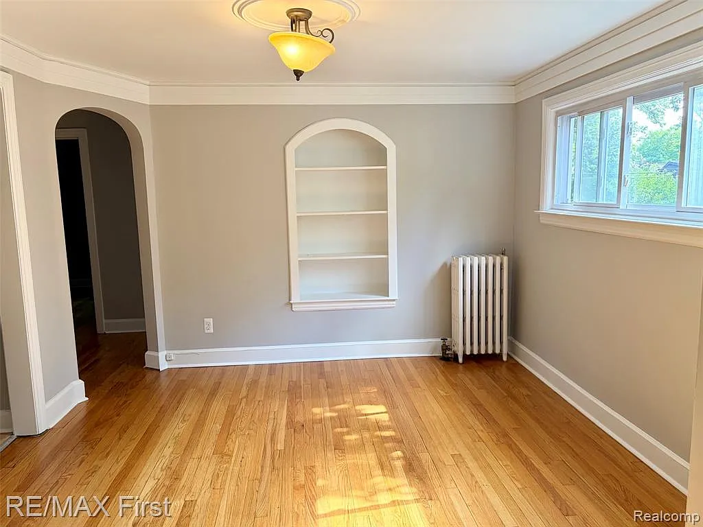 2 bed, 1.0 bath, 1000 sqft, $1,275 — Photo 3