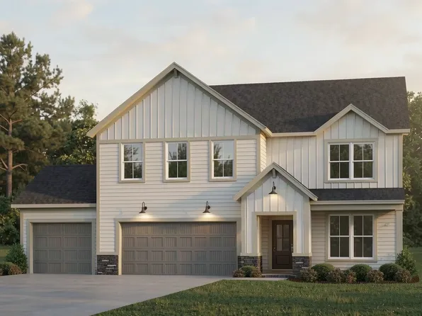 Patriot Farmhouse w/ 3-Car - Cloverfield Plan, Stagner Farms