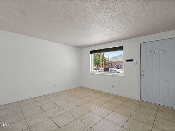 4th image of 10428 Mackinaw St