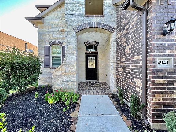 2nd image of 4943 Ginger Bluff Trl