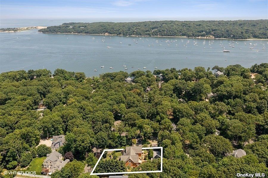 2 cedar ave setauket