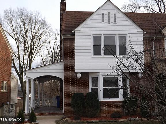 3rd image of 1022 Mulberry Ave