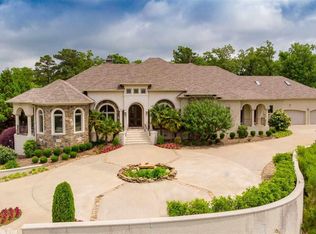 26 Waldenwood Ln, Little Rock, AR 72223