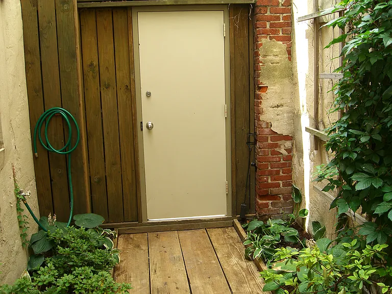 628 S 21st St #B — Photo 2