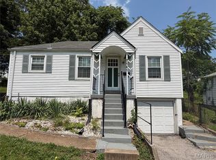 7141 Greenhaven Dr, Saint Louis, MO 63136