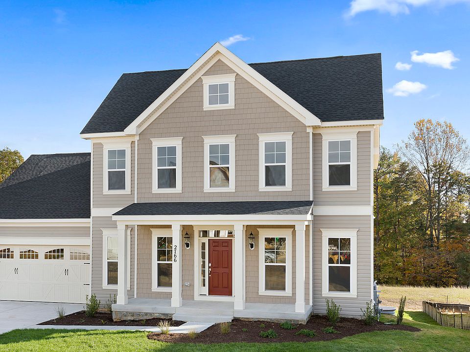 The front exterior of the Fillmore at Two Rivers in Odenton, MD by Brookfield Residential