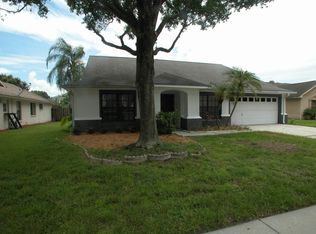 4406 Oak River Cir, Valrico, FL 33596