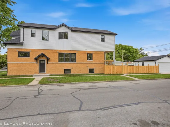1247 Scoville Ave, Berwyn, IL 60402