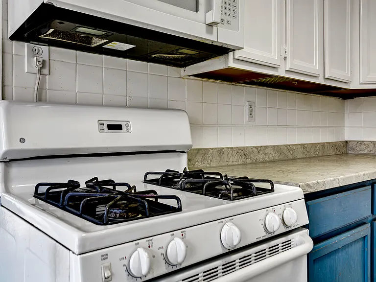 4440 Turquoise Dr — Photo 5