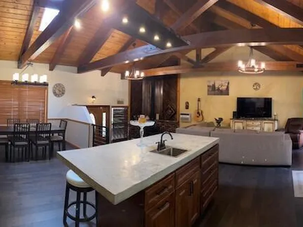 15909 Edgewood Way, Pine Mountain Club, CA 93222