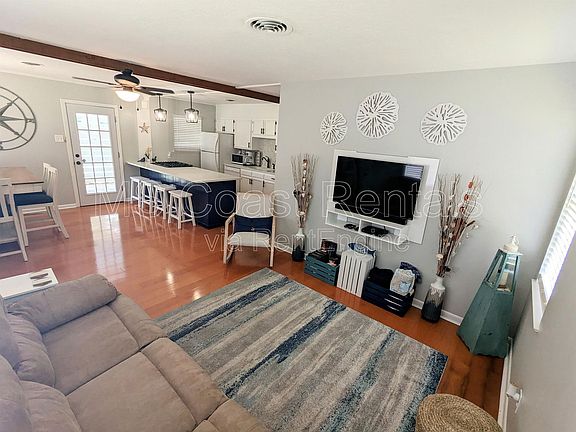 4th image of 104 Charleswood Ln