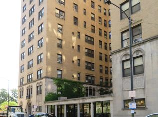 1765 E 55th St APT B3, Chicago, IL 60615