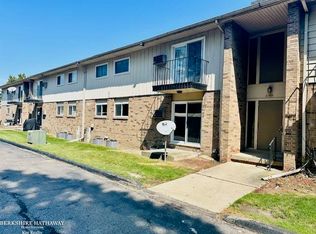 31555 Fraser Dr APT 19, Fraser, MI 48026
