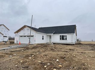 315 Savannah Dr, Walworth, WI 53184