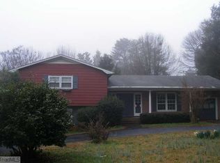 2730 Lansdale Ln, Winston Salem, NC 27103