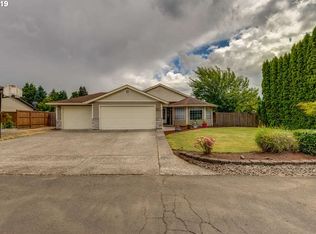 10019 NE 83rd St, Vancouver, WA 98662