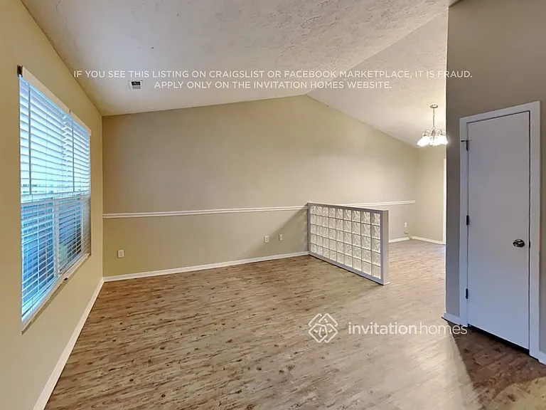 880 Highland Ter NE — Photo 10