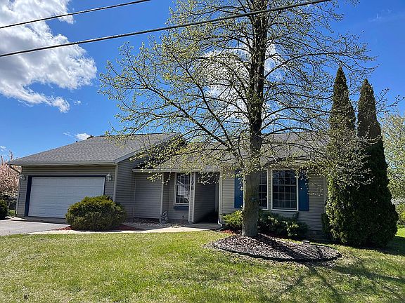 5th image of 178 Somerset Dr