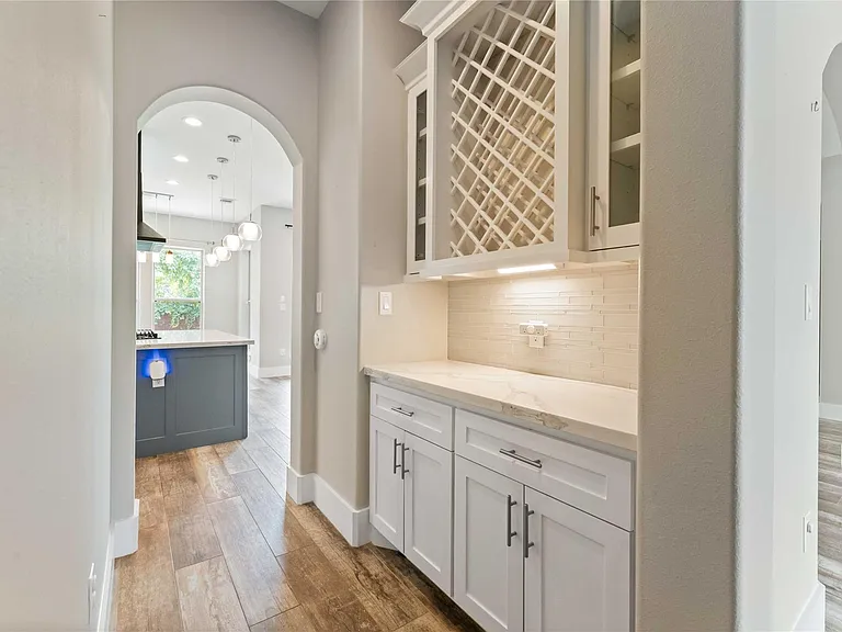 4310 Fernwood Dr — Photo 16