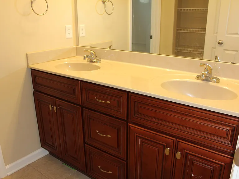 1258 Patriot Way — Photo 43