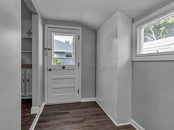 2nd image of 130 Lorfield Dr