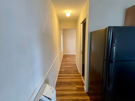 3rd image of 816 Lilac Point