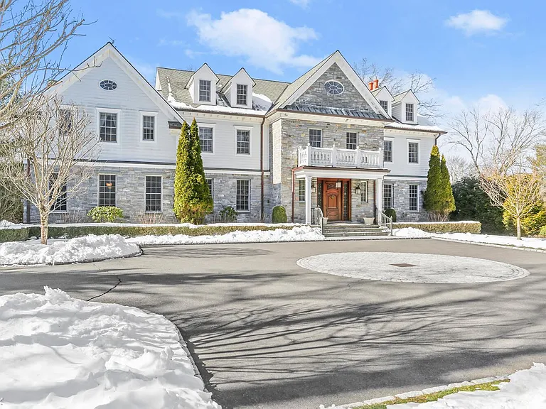 386 Westover - Courtyard