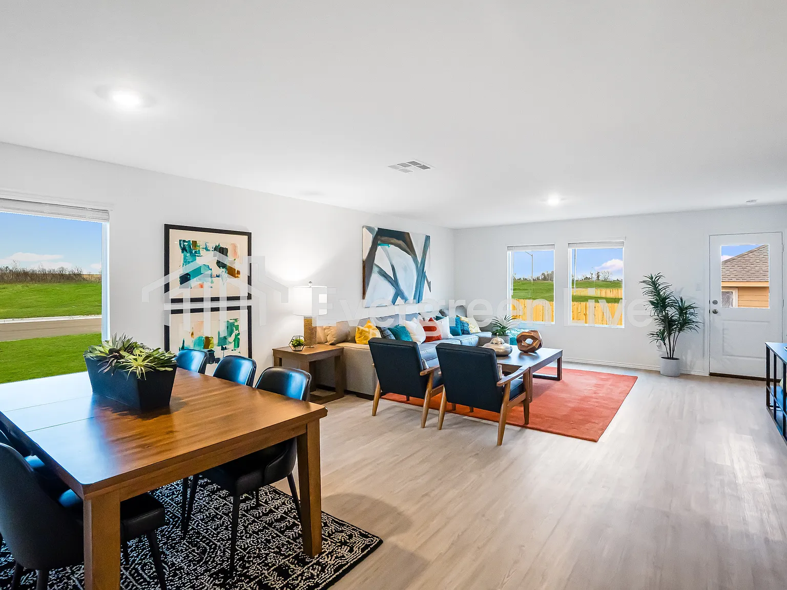 4 bed, 2.0 bath, 1667 sqft, $1,645 — Photo 3