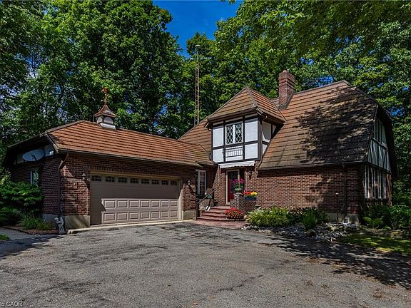 4th image of 21 McDowell Rd W