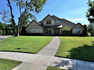 913 Reflection Ct, Heath, TX 75032