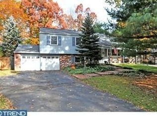 123 Woodland Dr, Lansdale, PA 19446