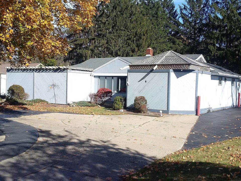 1st image of 724 North Ave