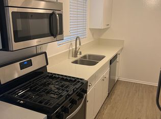 1045 3rd St #103-D, Santa Monica, CA 90403