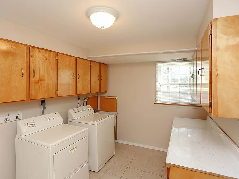 3229 Ramblewood Rd — Photo 10