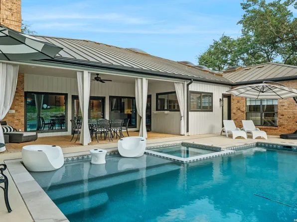 13903 Bluffoak, San Antonio, TX 78216