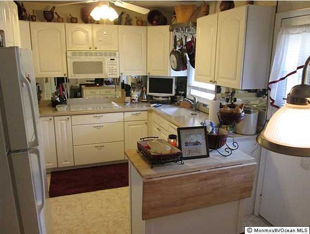 1st image of 635 Huntington Drive #C