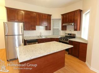 1475 W Erie St #2R, Chicago, IL 60642