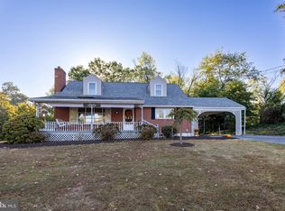 2264 Horseshoe Dr, Pottstown, PA 19464