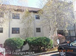 903 Oak St, Mt Pocono, PA 18344