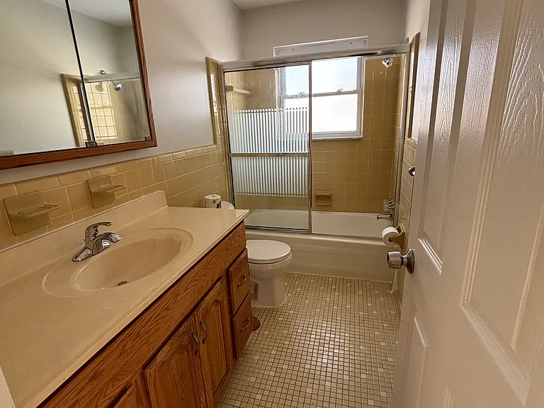 30772 Grandview Ave — Photo 10