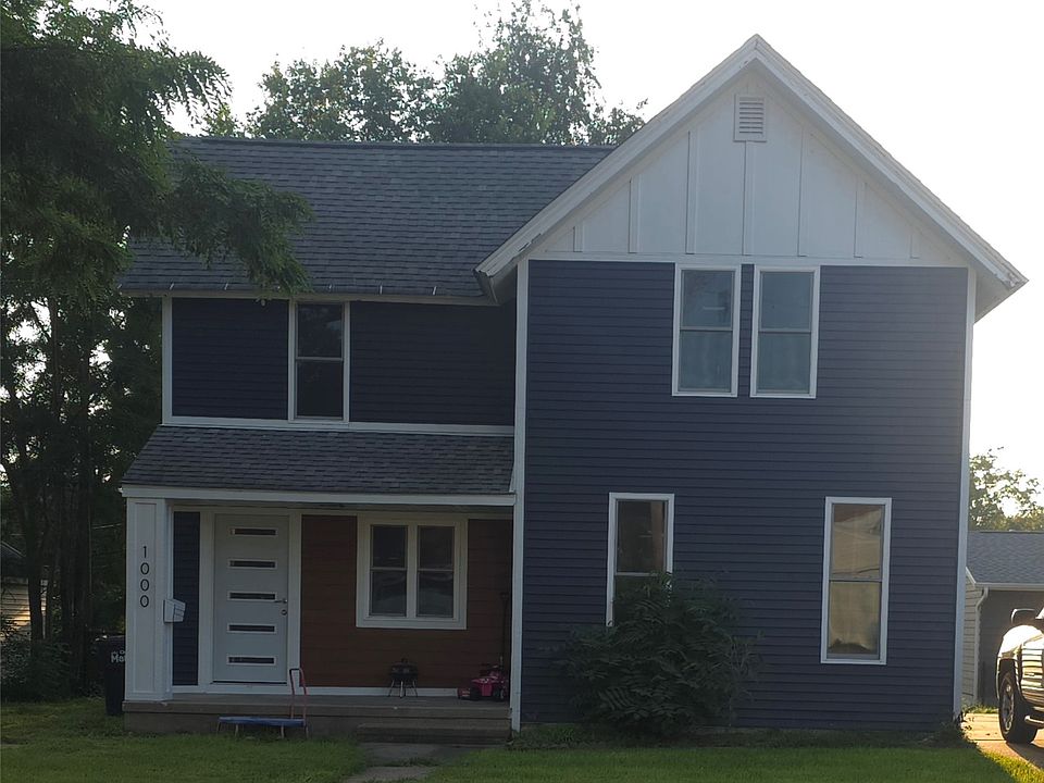 2nd image of 1000 9th St