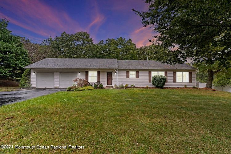 24 Nature Blvd Jackson NJ 08527 Zillow
