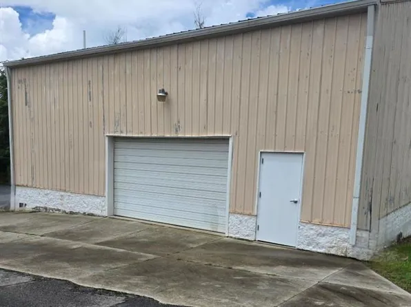 112 Morgan Rd, Eden, NC 27288