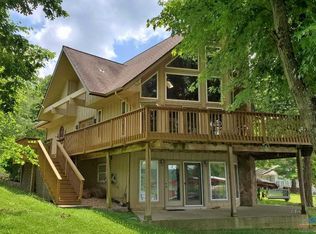 503 Outlook Dr, Edwards, MO 65326