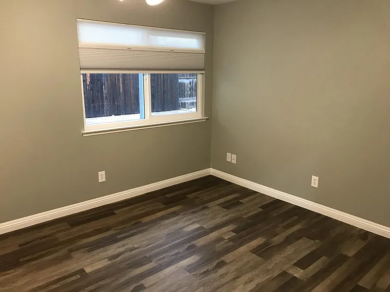 1706 Canyon Crest Ln — Photo 7
