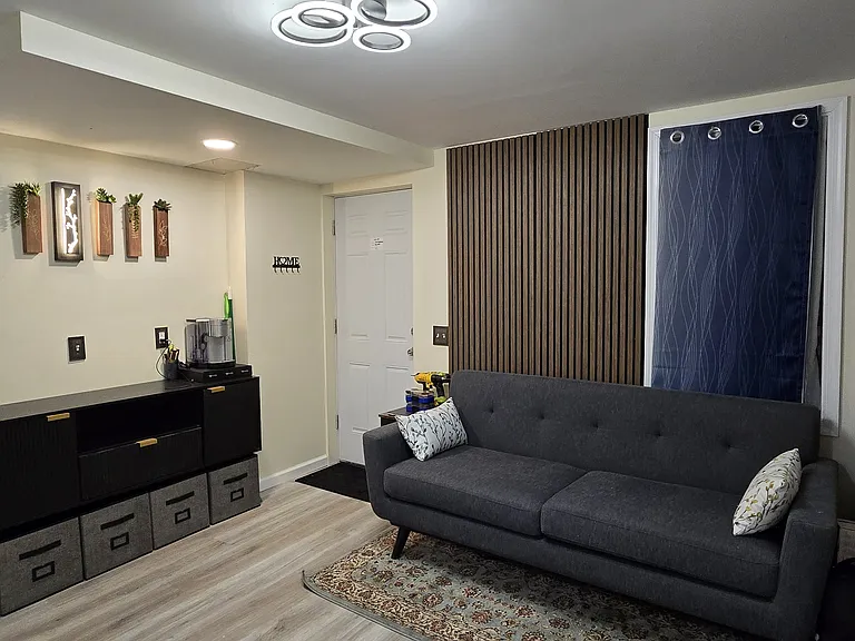 960 E Drinker St #1 — Photo 2