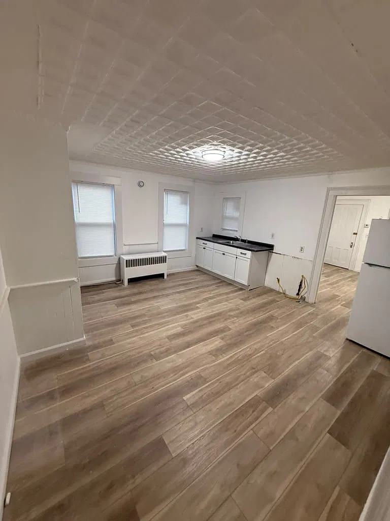2 bed, $1,250 — Photo 2